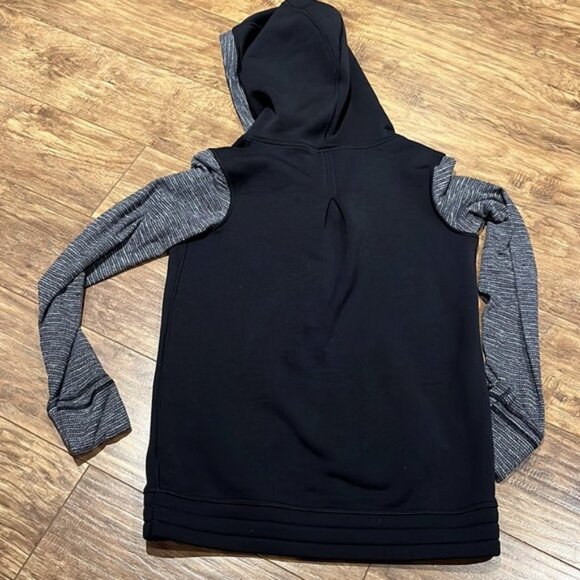 Ivivva black cozy panel neck hoodie grey sleeves - Picture 7 of 11